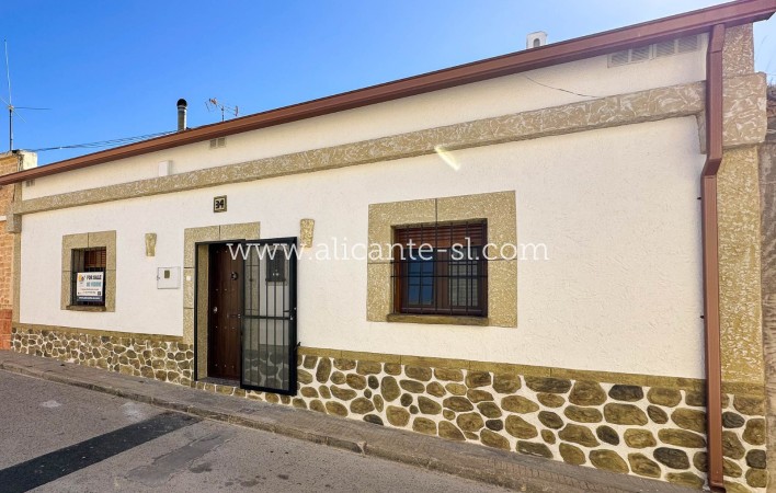 Casa de Cueva - Venta - Hondón de las Nieves - Hondón de las Nieves