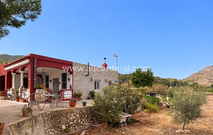 Finca - Sale - Hondón de las Nieves - Hondón de las Nieves