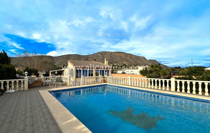 Finca - Venta - Hondón de las Nieves - Hondón de las Nieves