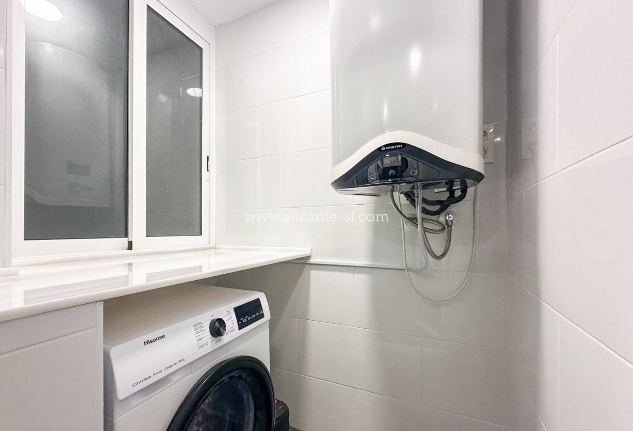 Location longue durée - Appartement  - Alicante - Centro