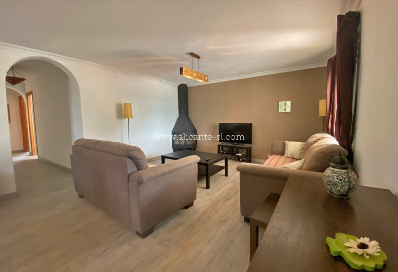 Location longue durée - Villa  - Aspe