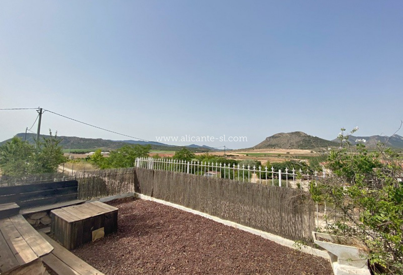 Location longue durée - Villa  - Aspe