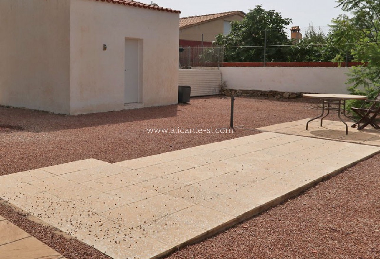 Location longue durée - Villa  - Aspe