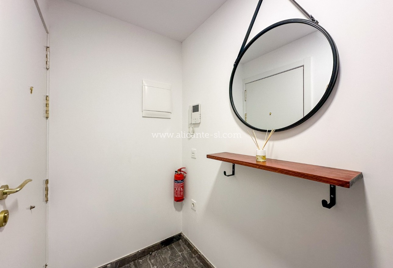 Long time Rental - Apartment / flat - Alicante - Centro