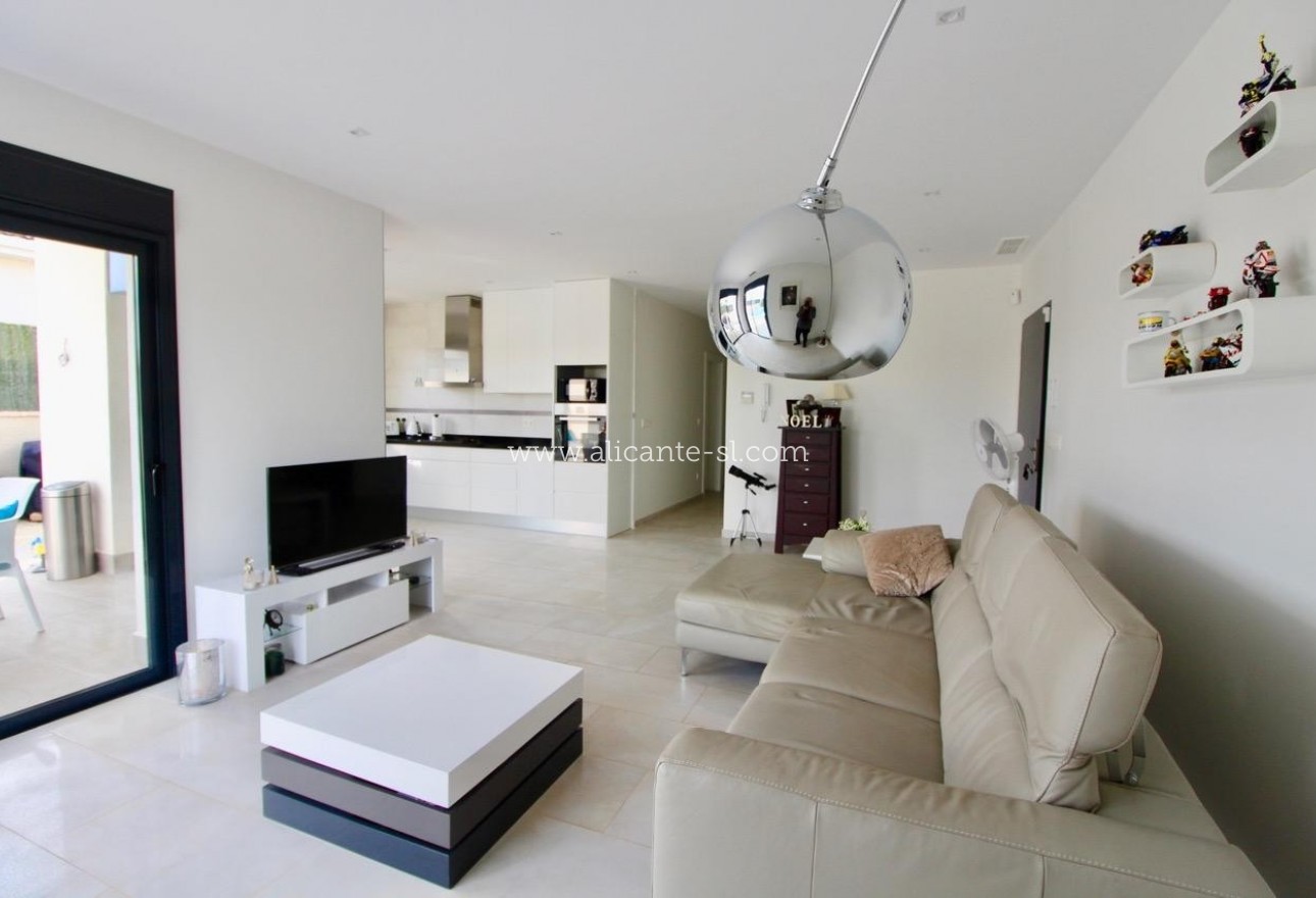 New Build - Villa  - Hondón de las Nieves