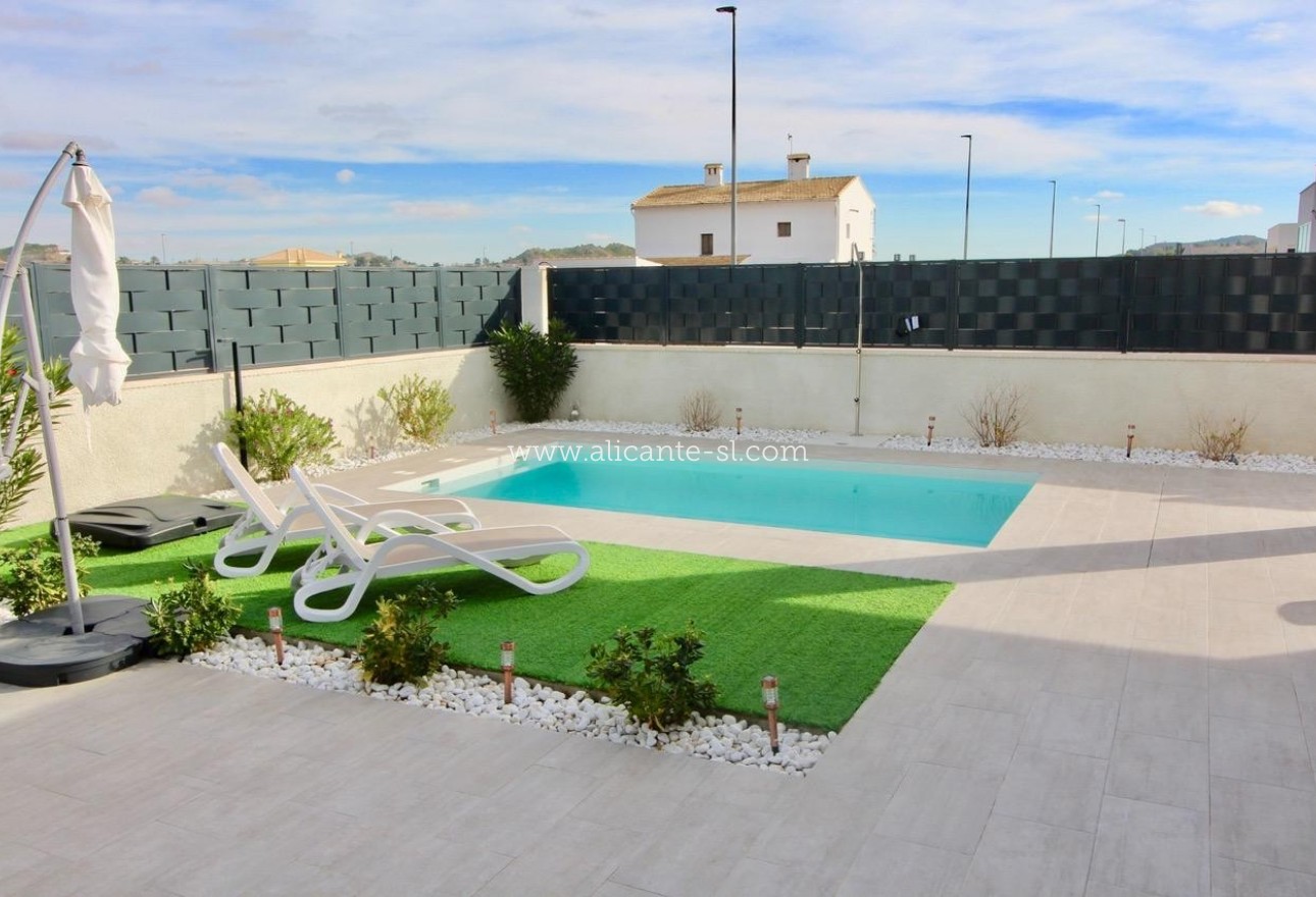 New Build - Villa  - Hondón de las Nieves