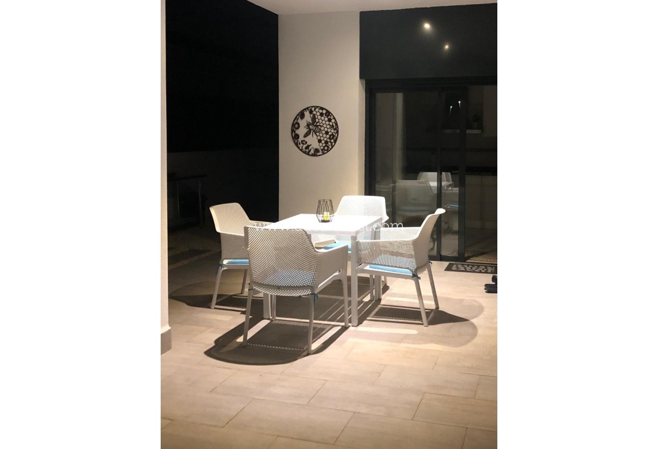 New Build - Villa  - Hondón de las Nieves