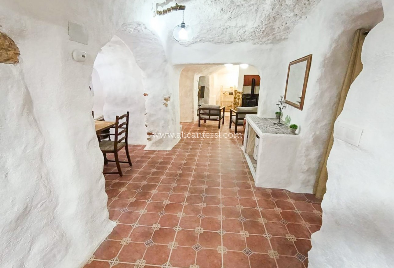 Resale - Landhaus - Algueña