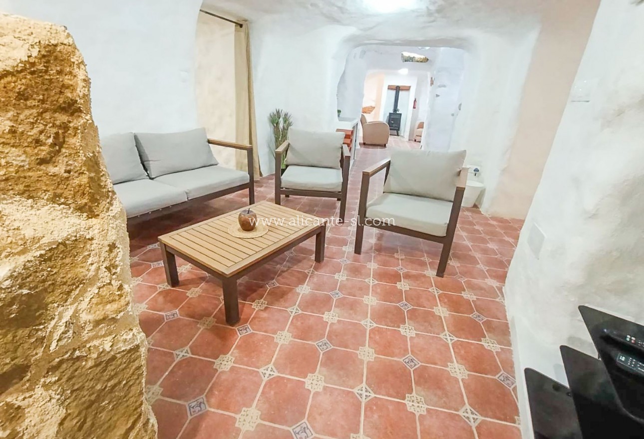 Resale - Landhaus - Algueña