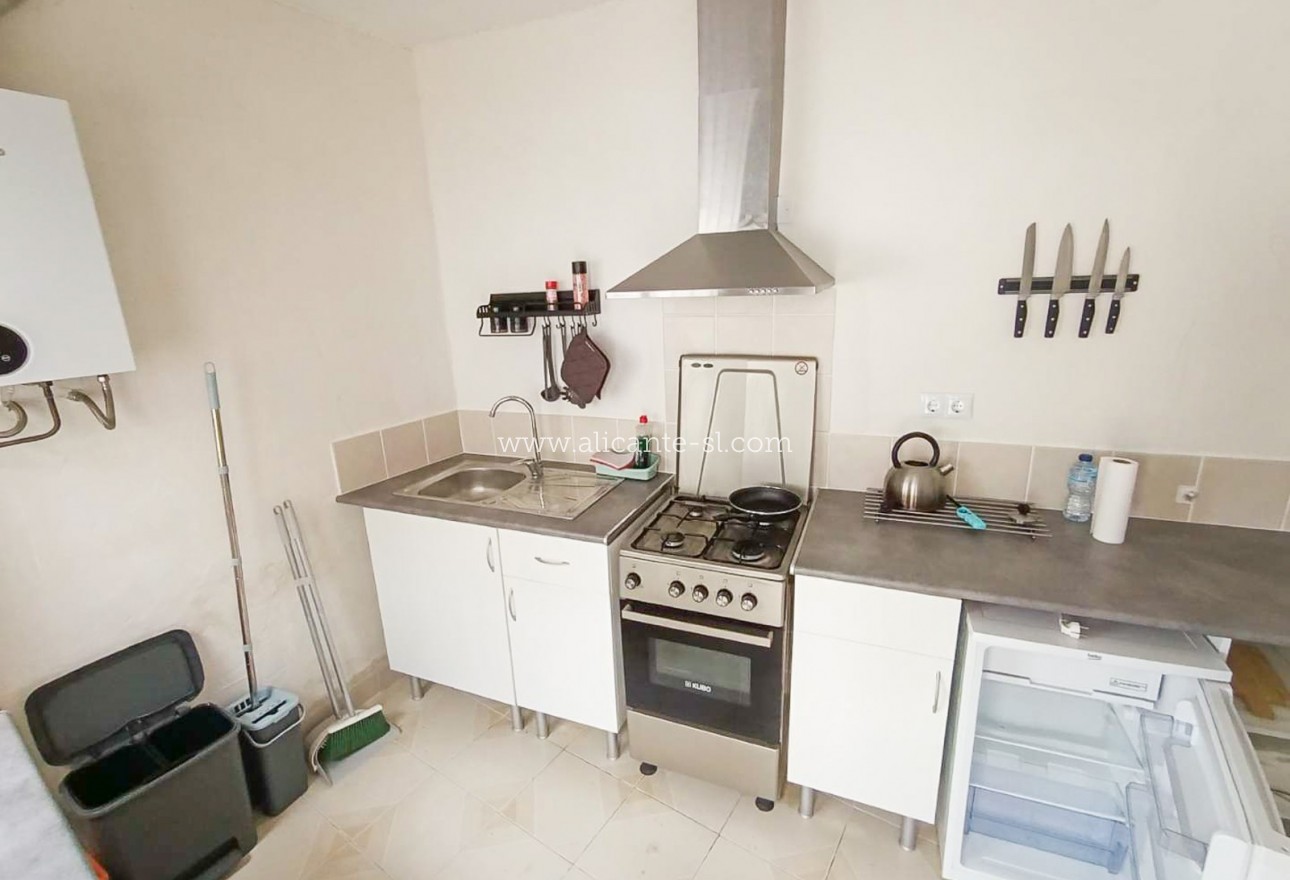 Resale - Landhaus - Algueña