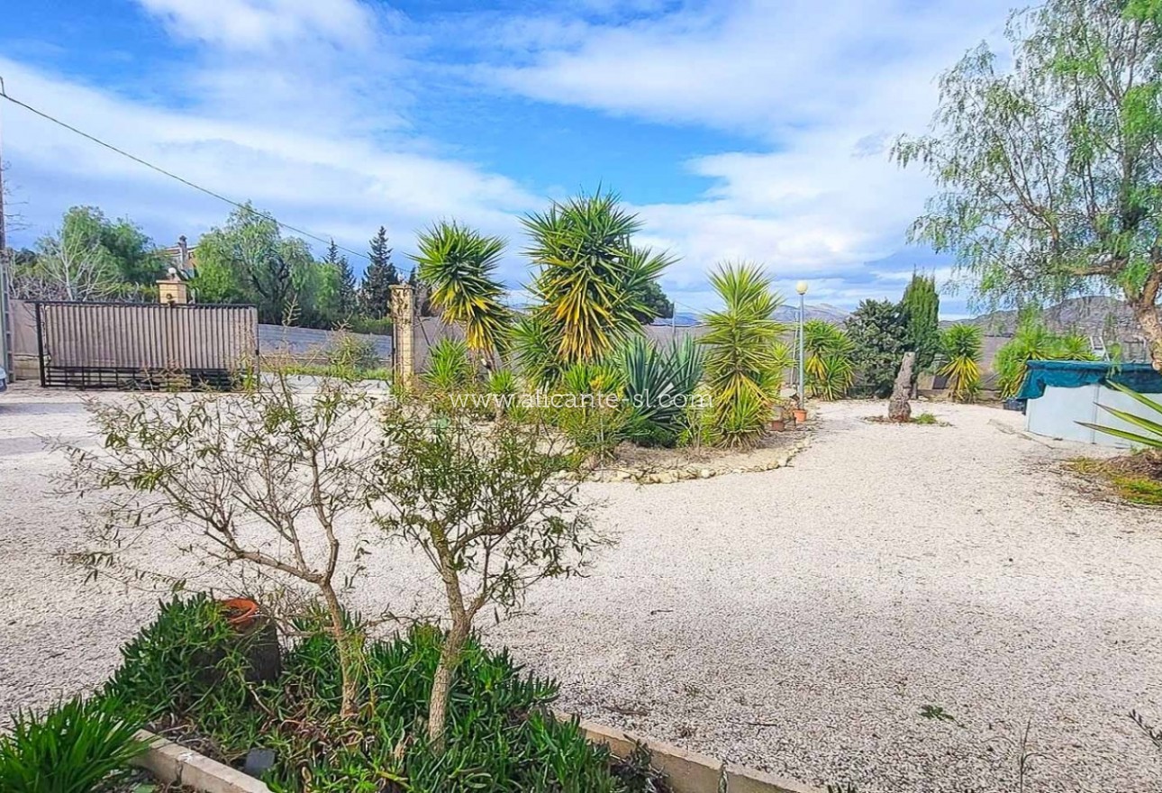 Resale - Landhaus - Aspe