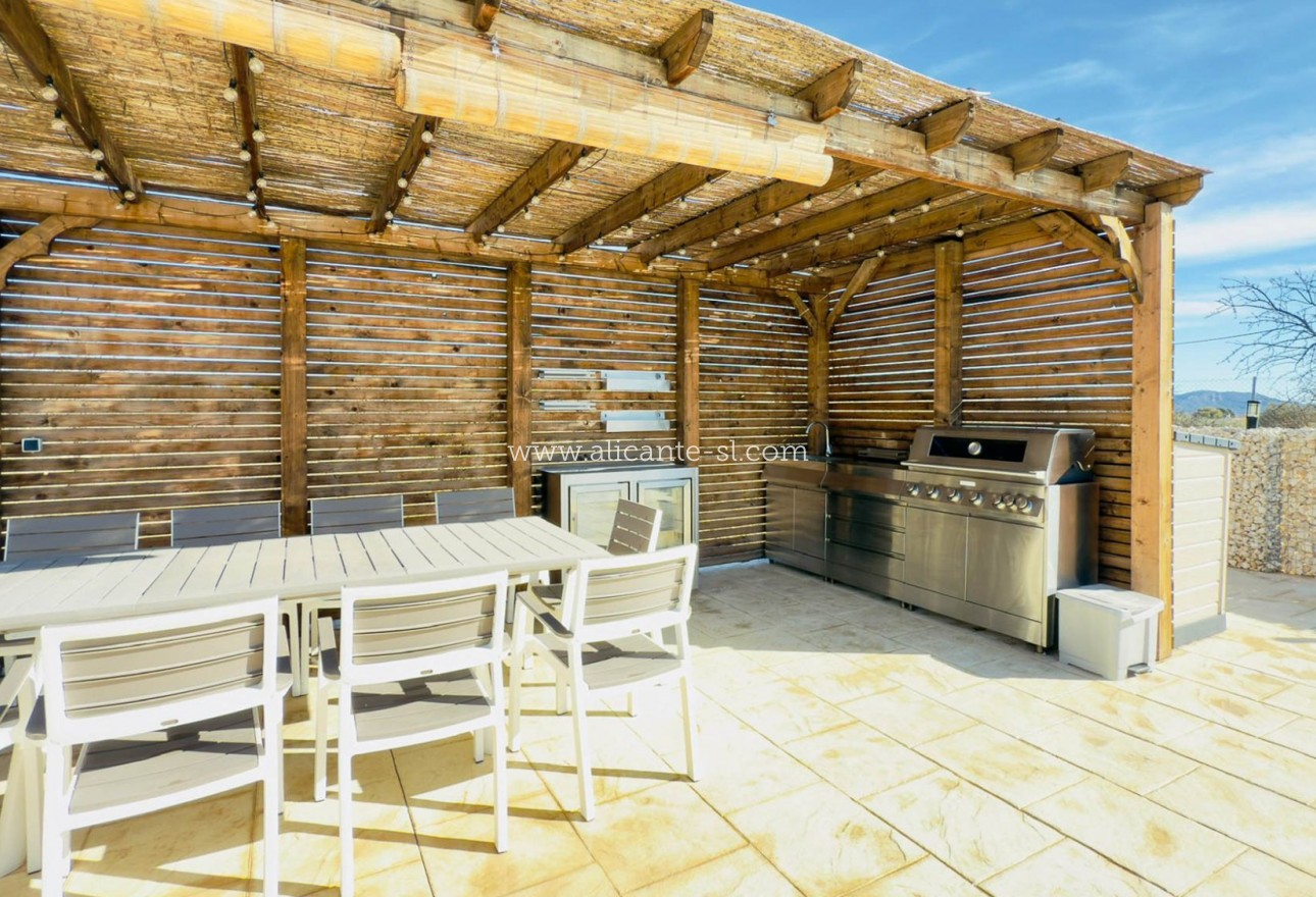 Resale - Landhaus - Pinoso