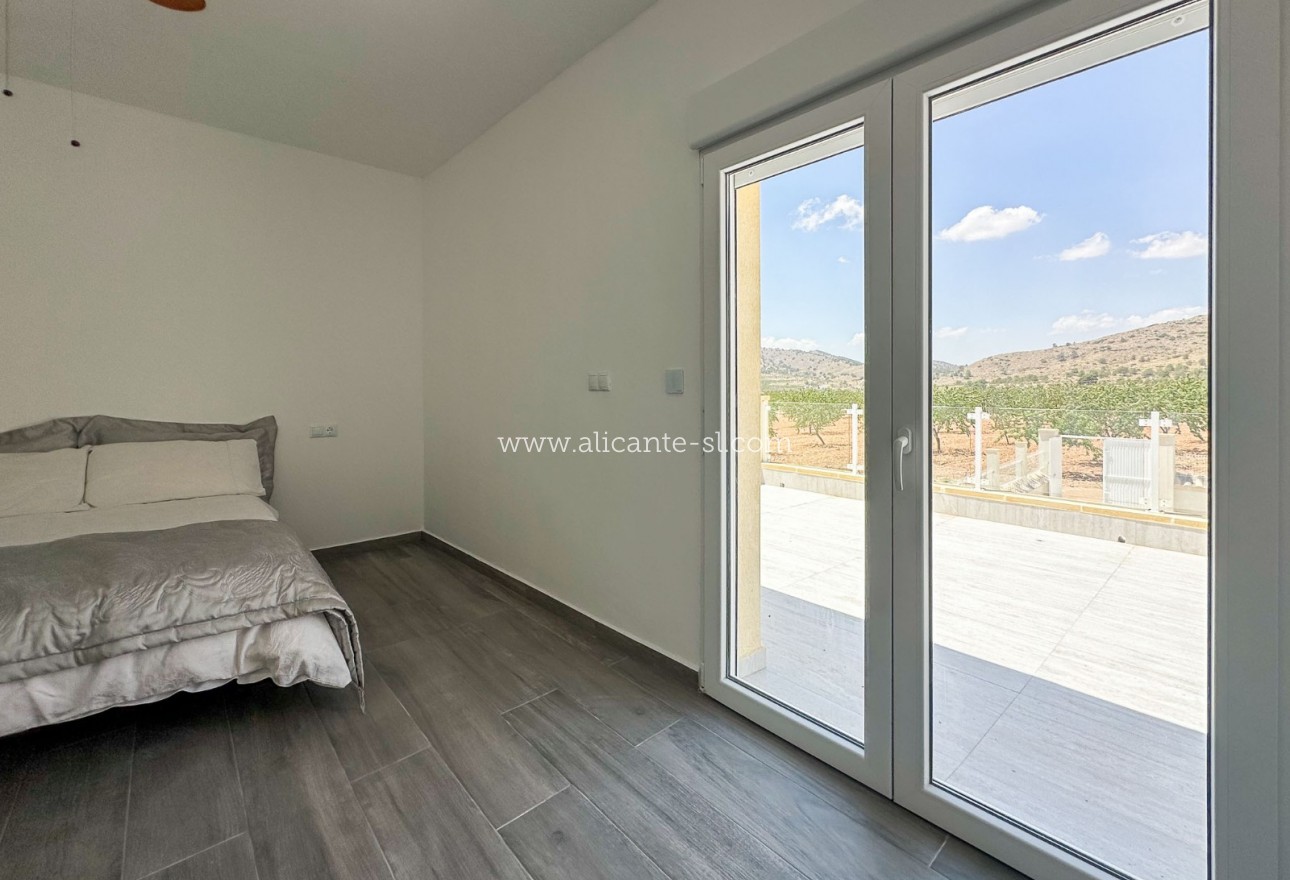 Resale - Stadthaus - Barbarroja - Algueña