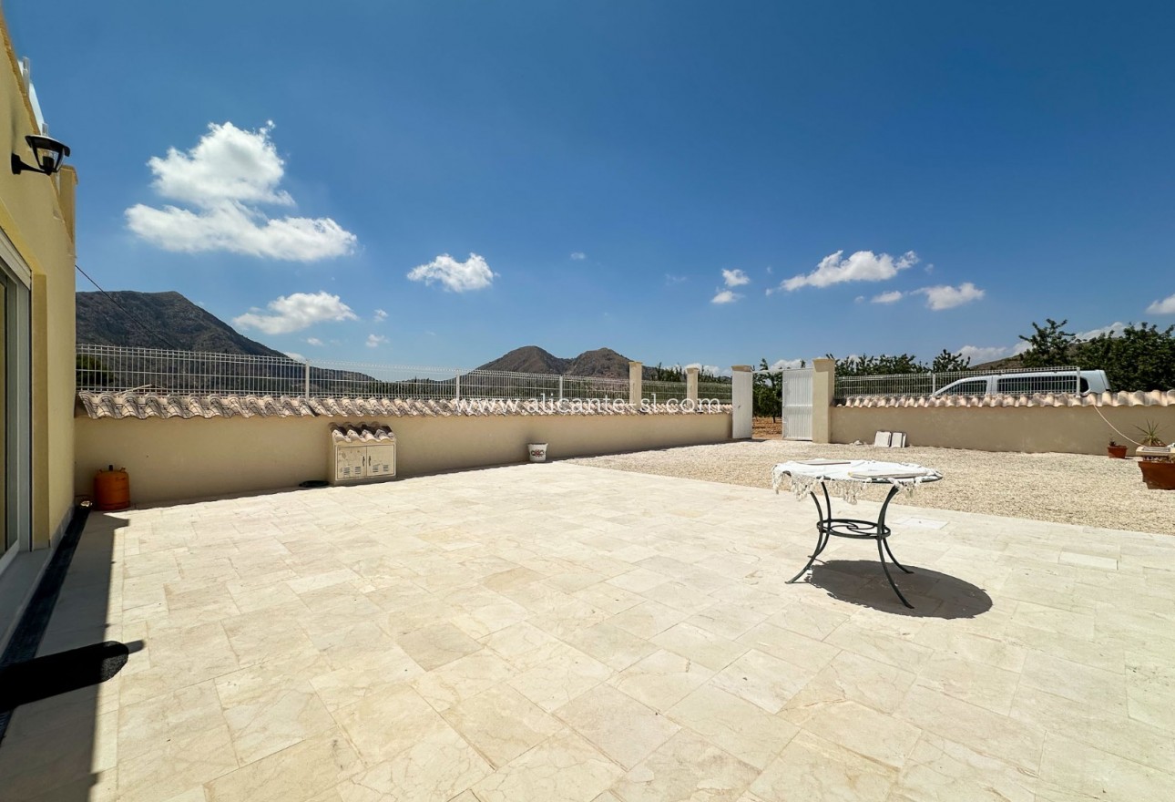 Resale - Stadthaus - Barbarroja - Algueña