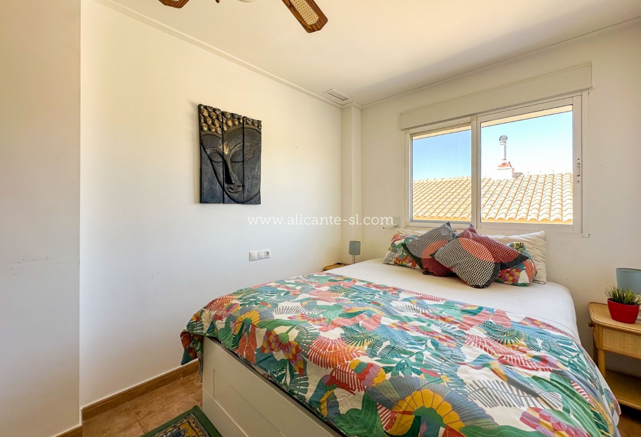 Resale - Stadthaus - Hondón de las Nieves