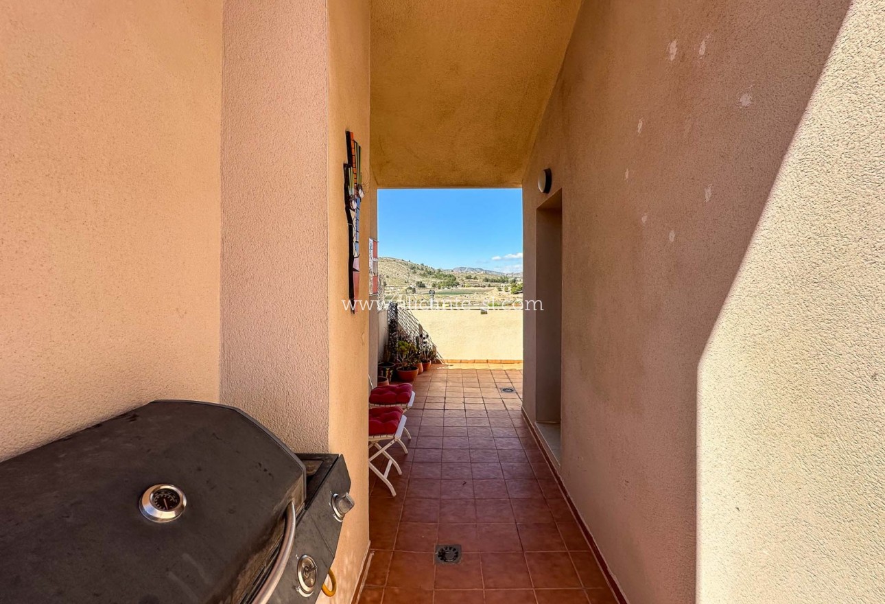 Resale - Stadthaus - Hondón de las Nieves