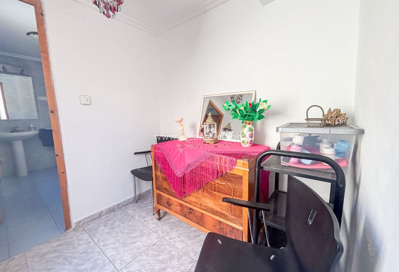 Resale - Stadthaus - Hondón de los Fráiles