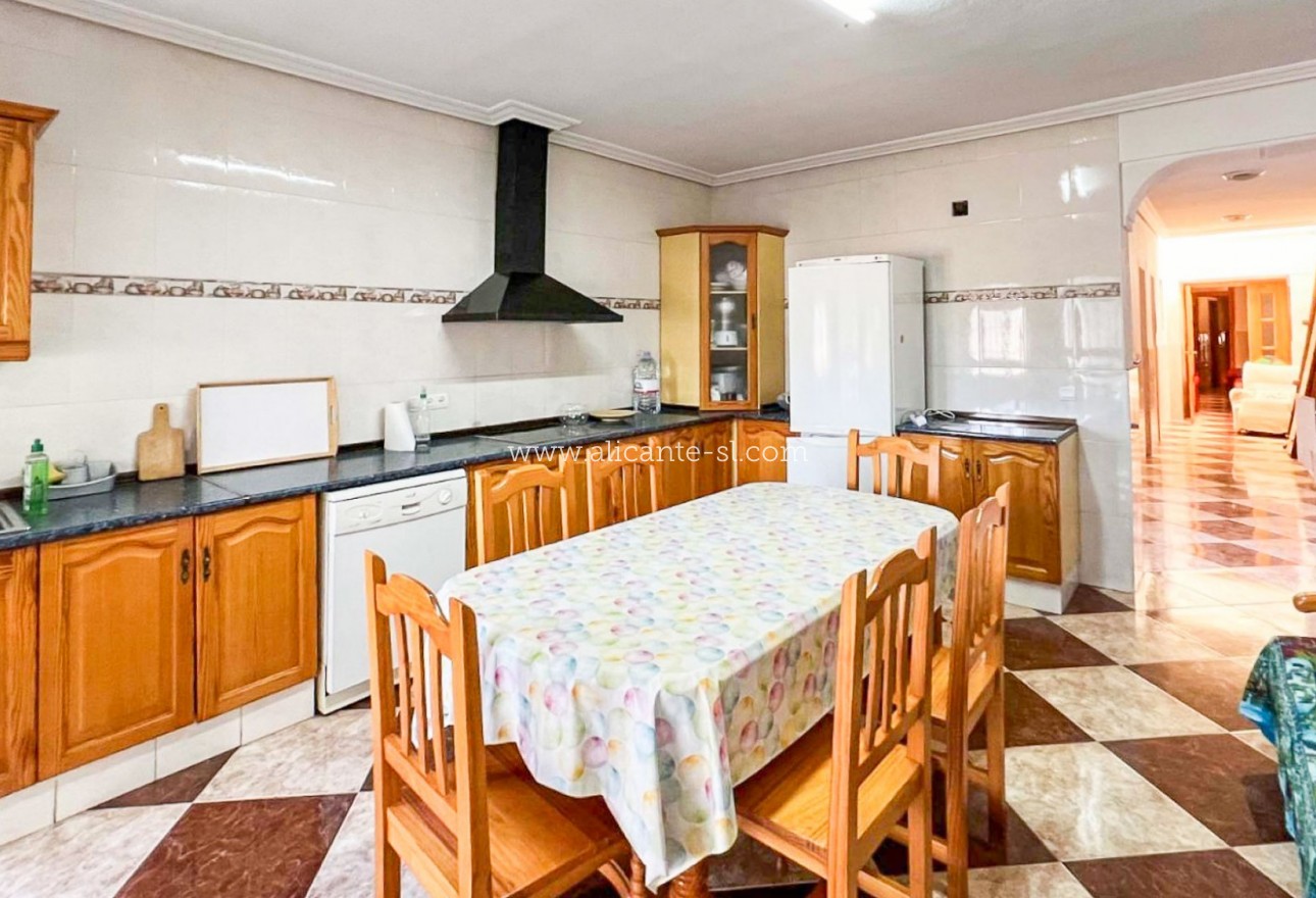 Resale - Stadthaus - Hondón de los Fráiles