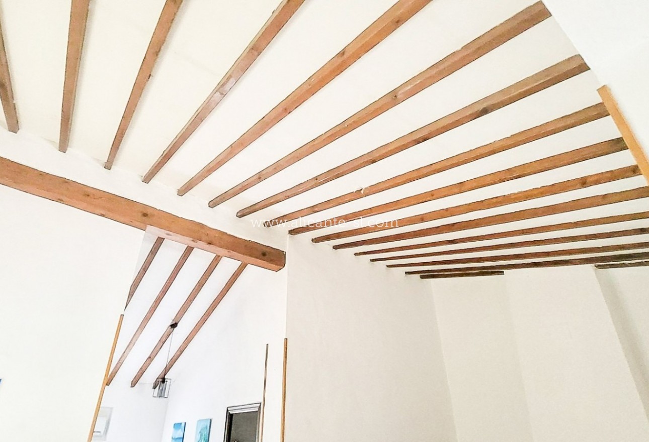 Resale - Stadthaus - La Romana