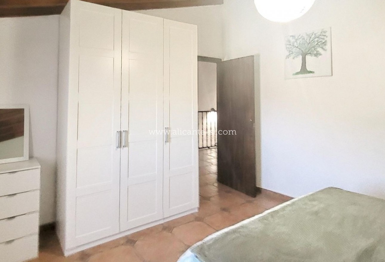 Resale - Stadthaus - La Romana