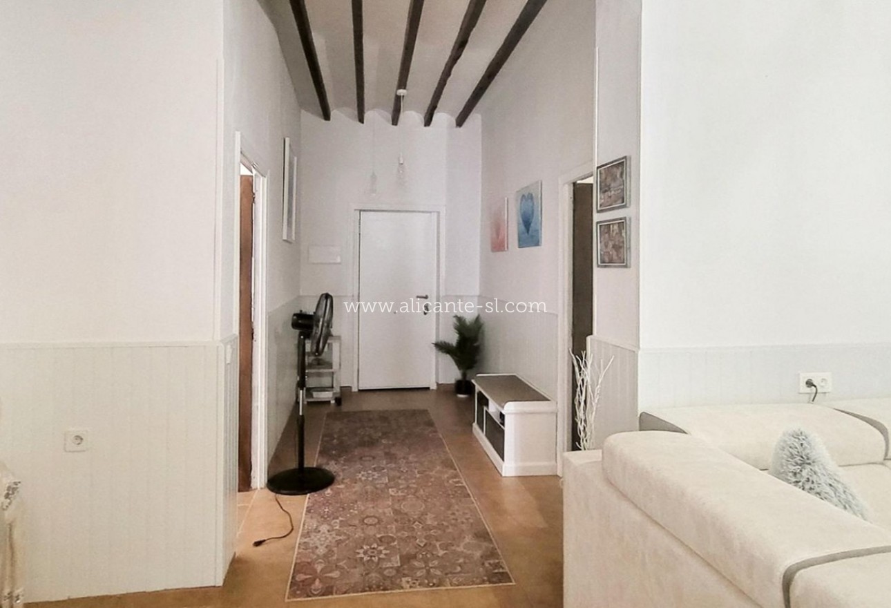 Resale - Stadthaus - La Romana