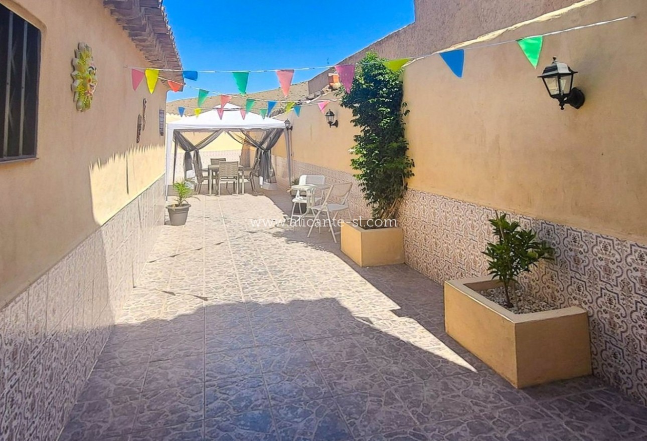 Resale - Stadthaus - La Romana