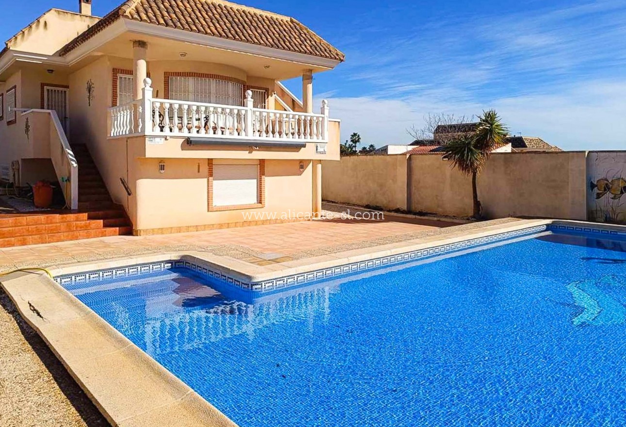 Resale - Villa / Doppelhaushälfte - Fortuna