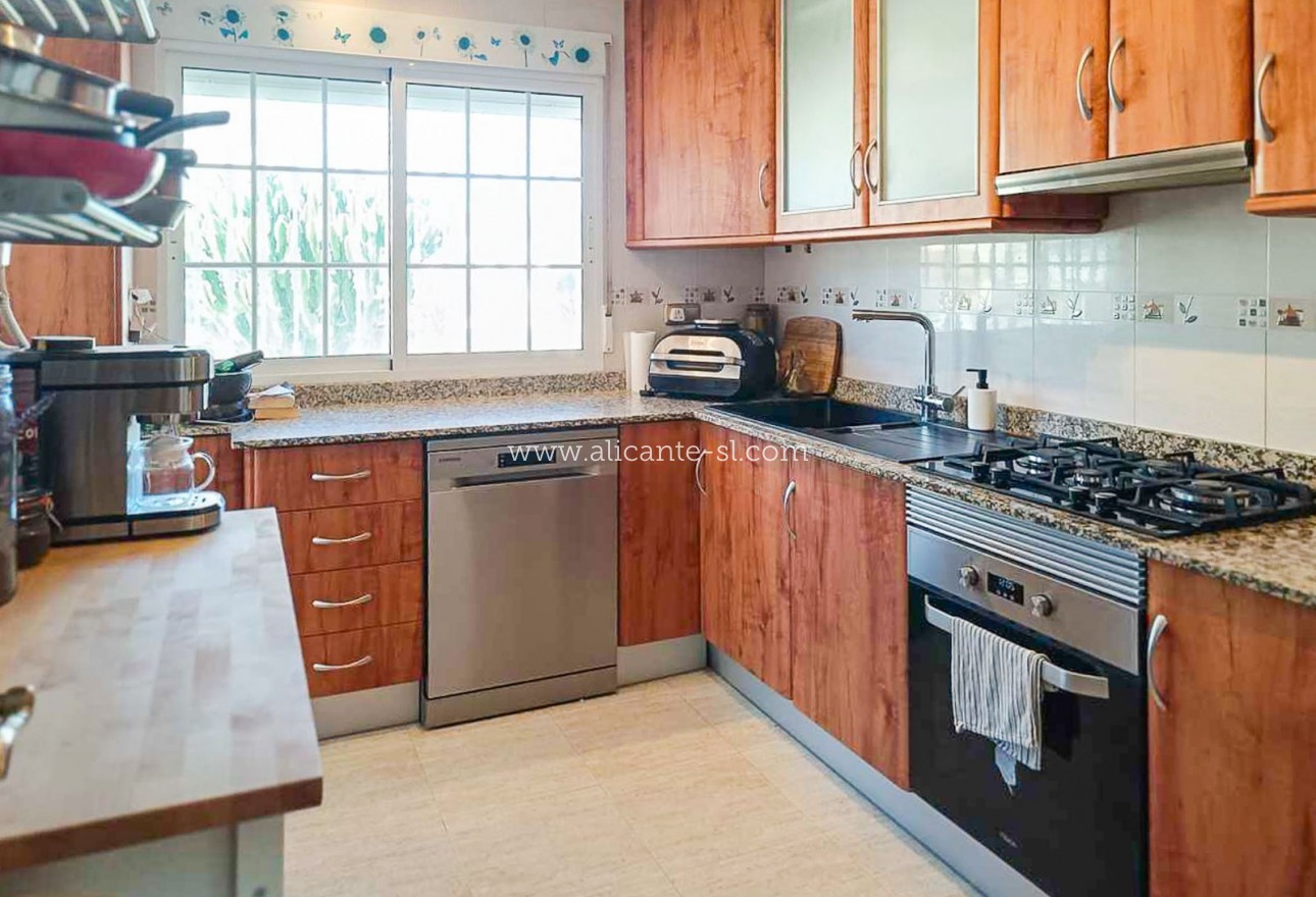 Resale - Villa / Doppelhaushälfte - Fortuna