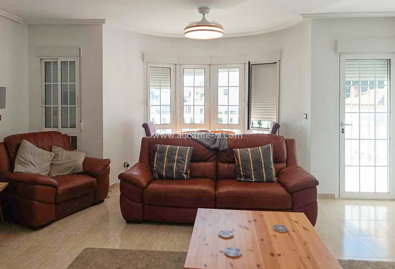 Resale - Villa / Doppelhaushälfte - Fortuna