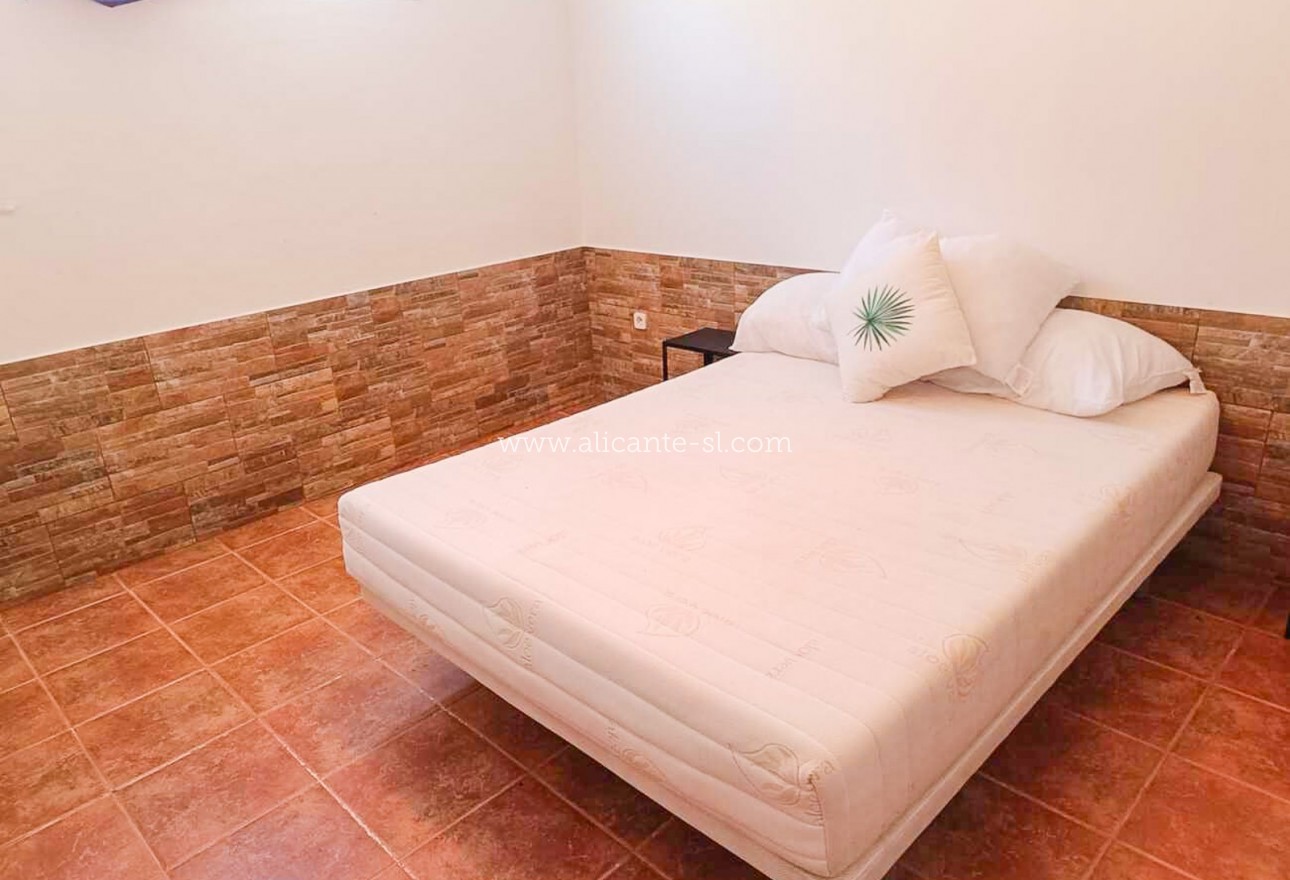 Resale - Villa / Doppelhaushälfte - Fortuna