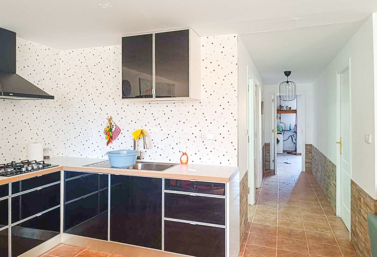 Resale - Villa / Doppelhaushälfte - Fortuna