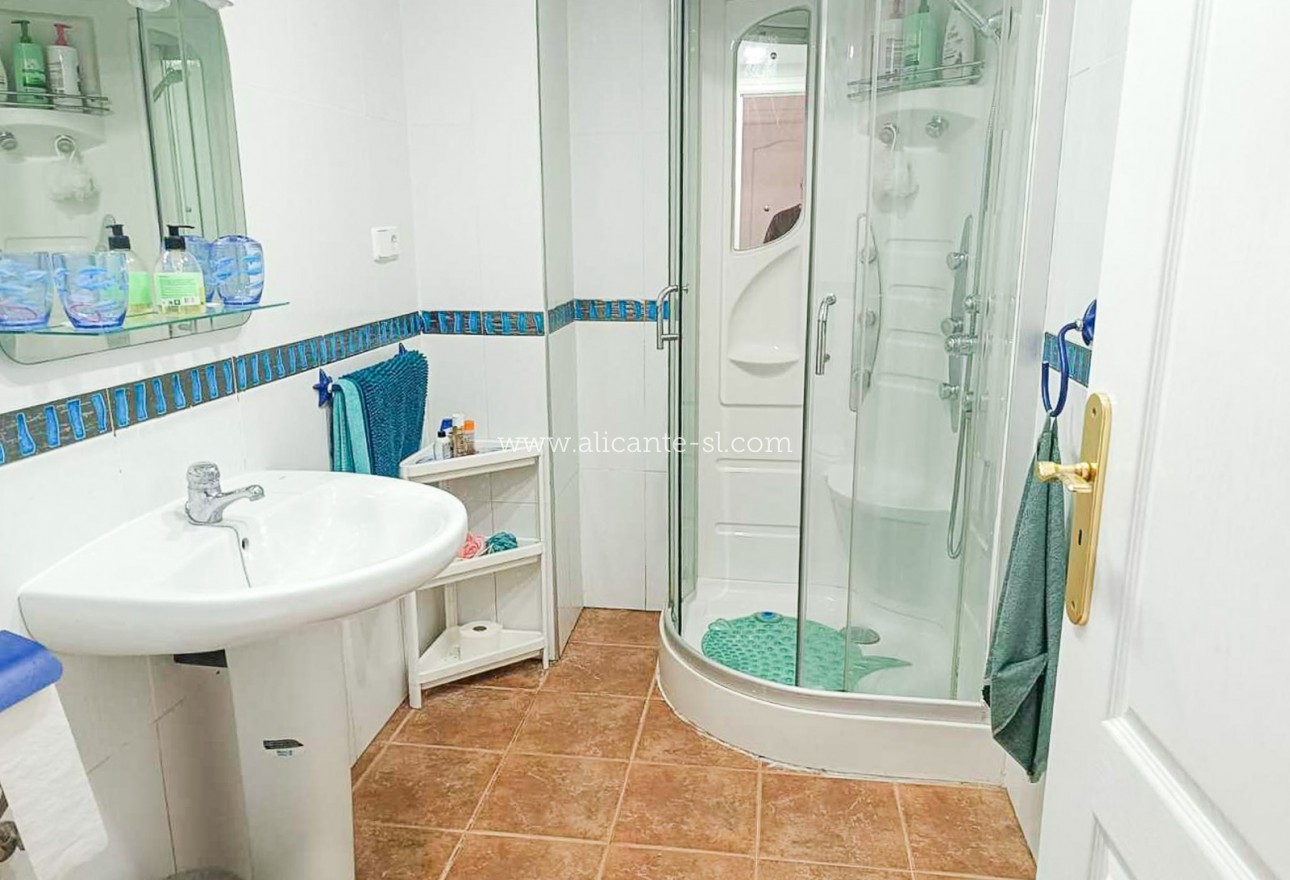 Resale - Villa / Doppelhaushälfte - Fortuna