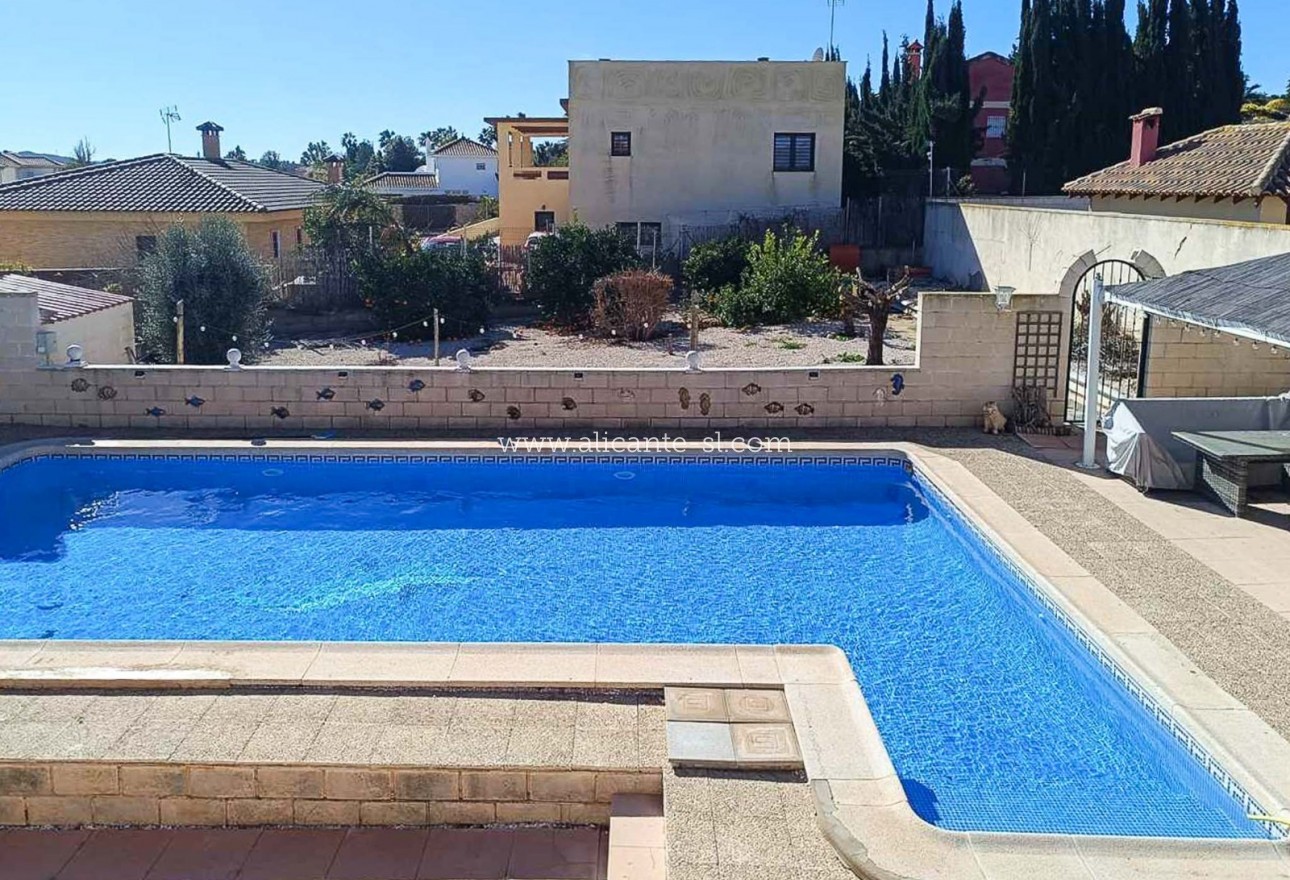 Resale - Villa / Doppelhaushälfte - Fortuna