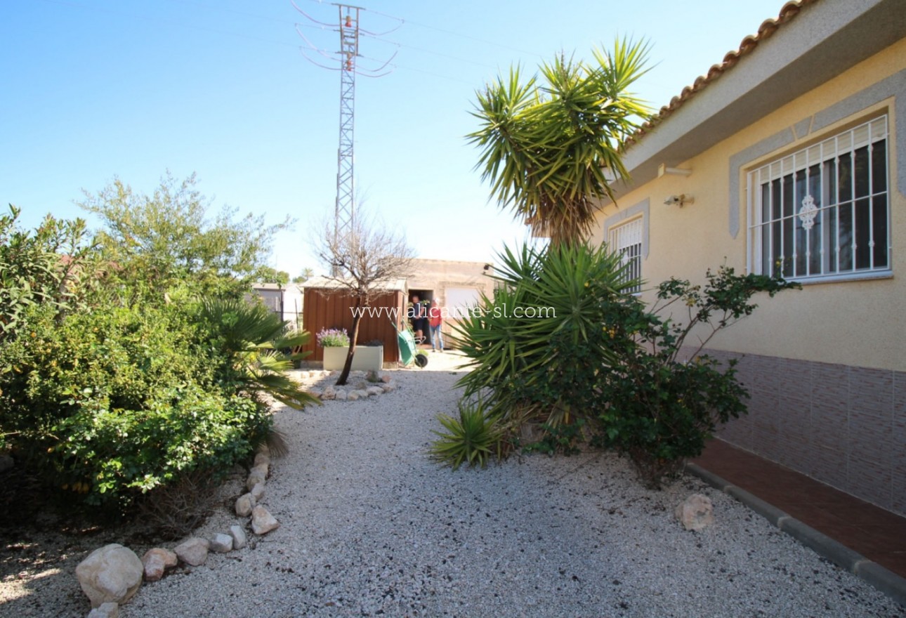 Resale - Villa / Doppelhaushälfte - Fortuna