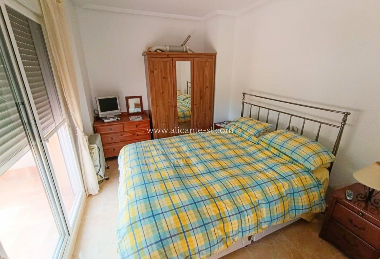 Resale - Villa / Doppelhaushälfte - Hondón de las Nieves