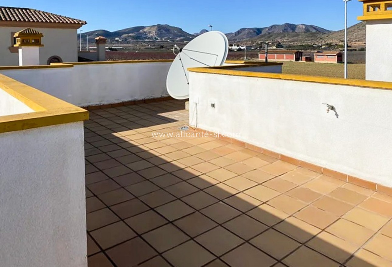 Resale - Villa / Doppelhaushälfte - Hondón de las Nieves