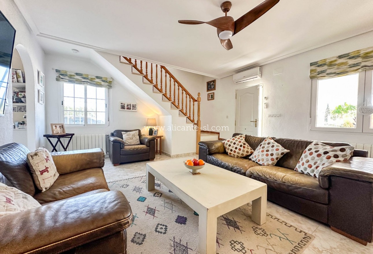 Resale - Villa / Doppelhaushälfte - Hondón de los Fráiles