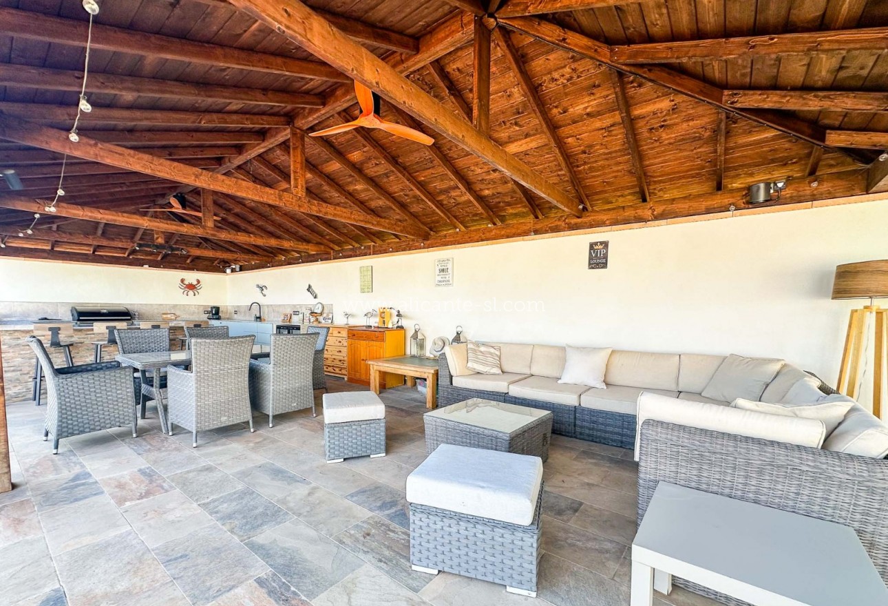 Resale - Villa / Doppelhaushälfte - Hondón de los Fráiles