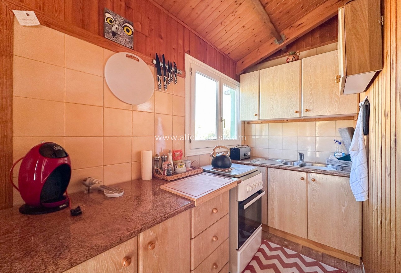 Resale - Villa / Doppelhaushälfte - La Romana