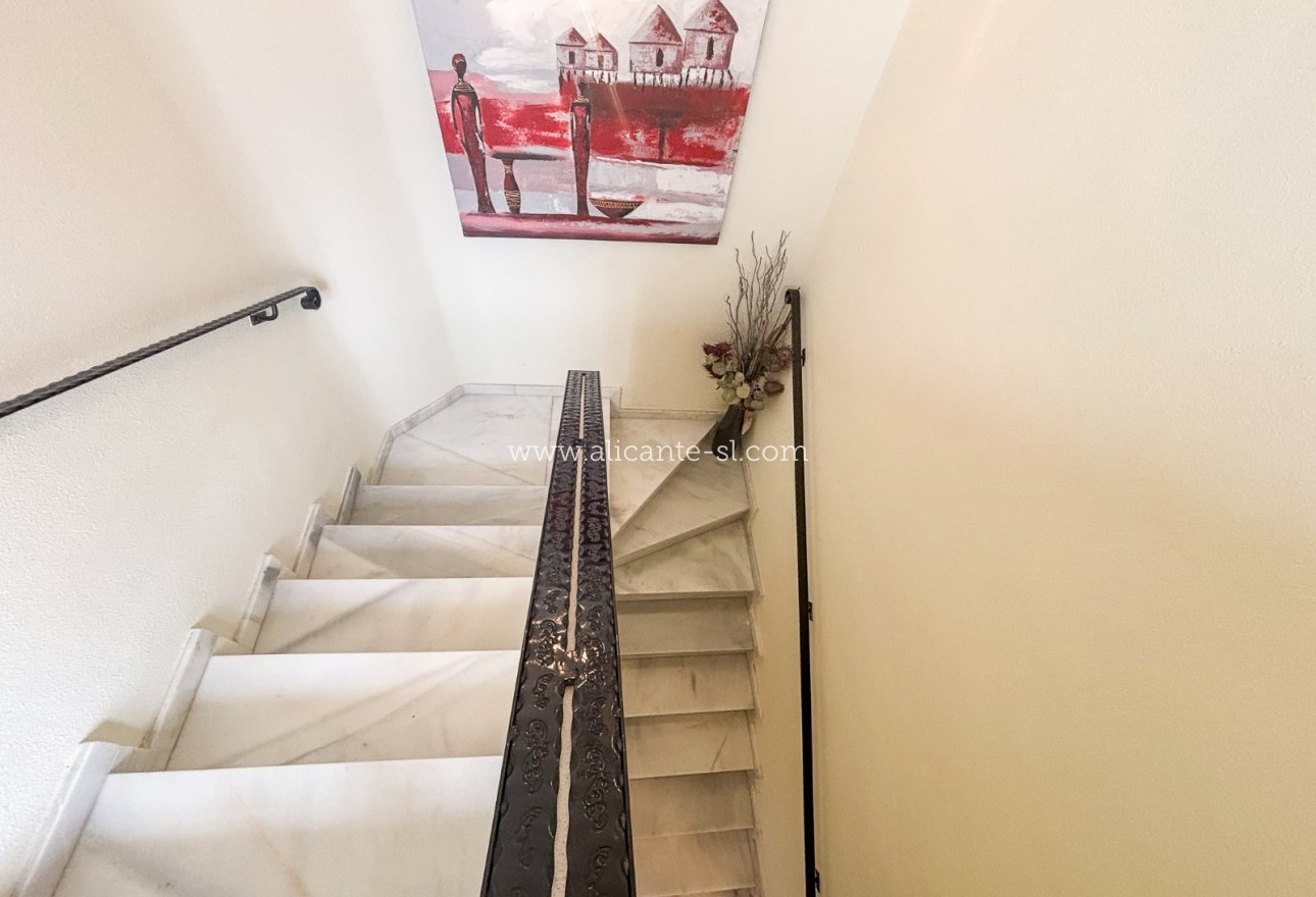 Resale - Villa / Doppelhaushälfte - Monforte del Cid