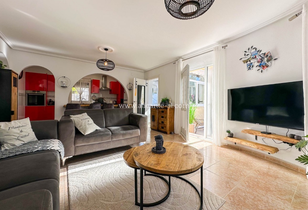 Resale - Villa / Doppelhaushälfte - Rojales - Ciudad Quesada