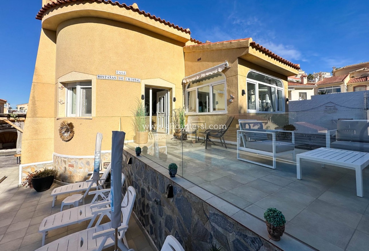 Resale - Villa / Doppelhaushälfte - Rojales - Ciudad Quesada