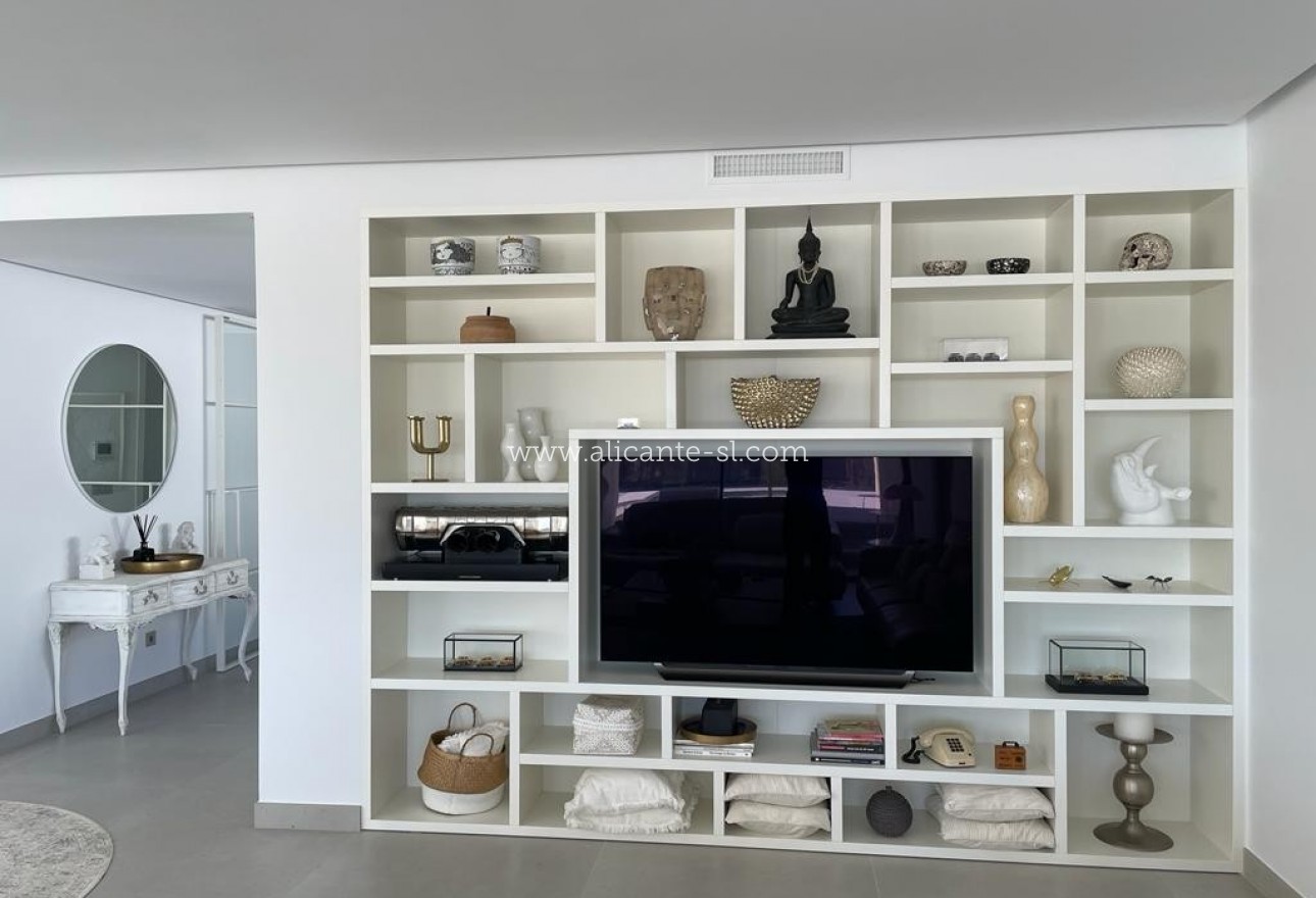 Resale - Villa / Doppelhaushälfte - Rojales - Ciudad Quesada