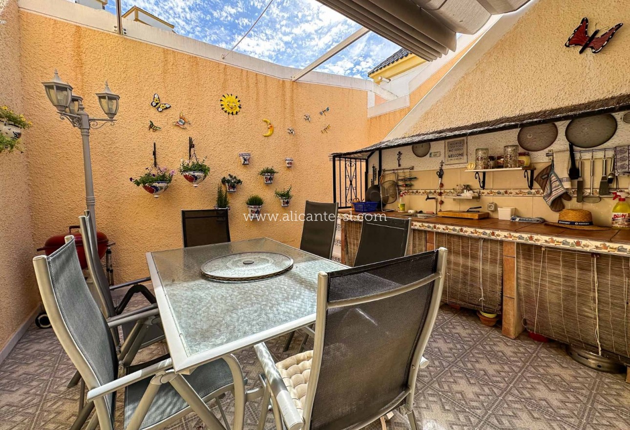 Resale - Villa / Doppelhaushälfte - Rojales - Ciudad Quesada