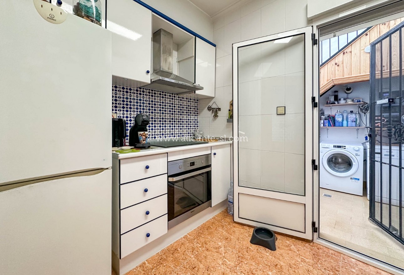 Resale - Villa / Doppelhaushälfte - San Fulgencio - La Marina Urb