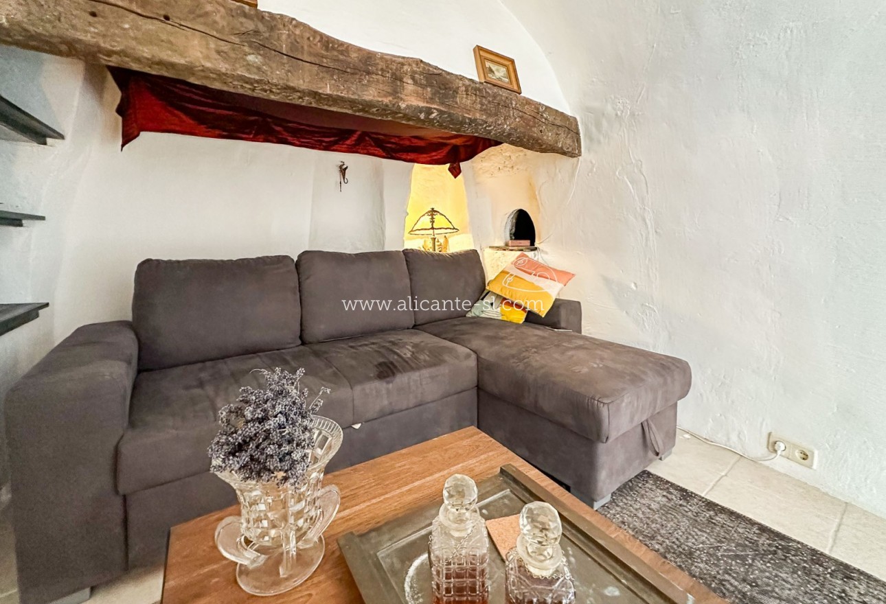 Resale - Wohnung - Hondón de las Nieves