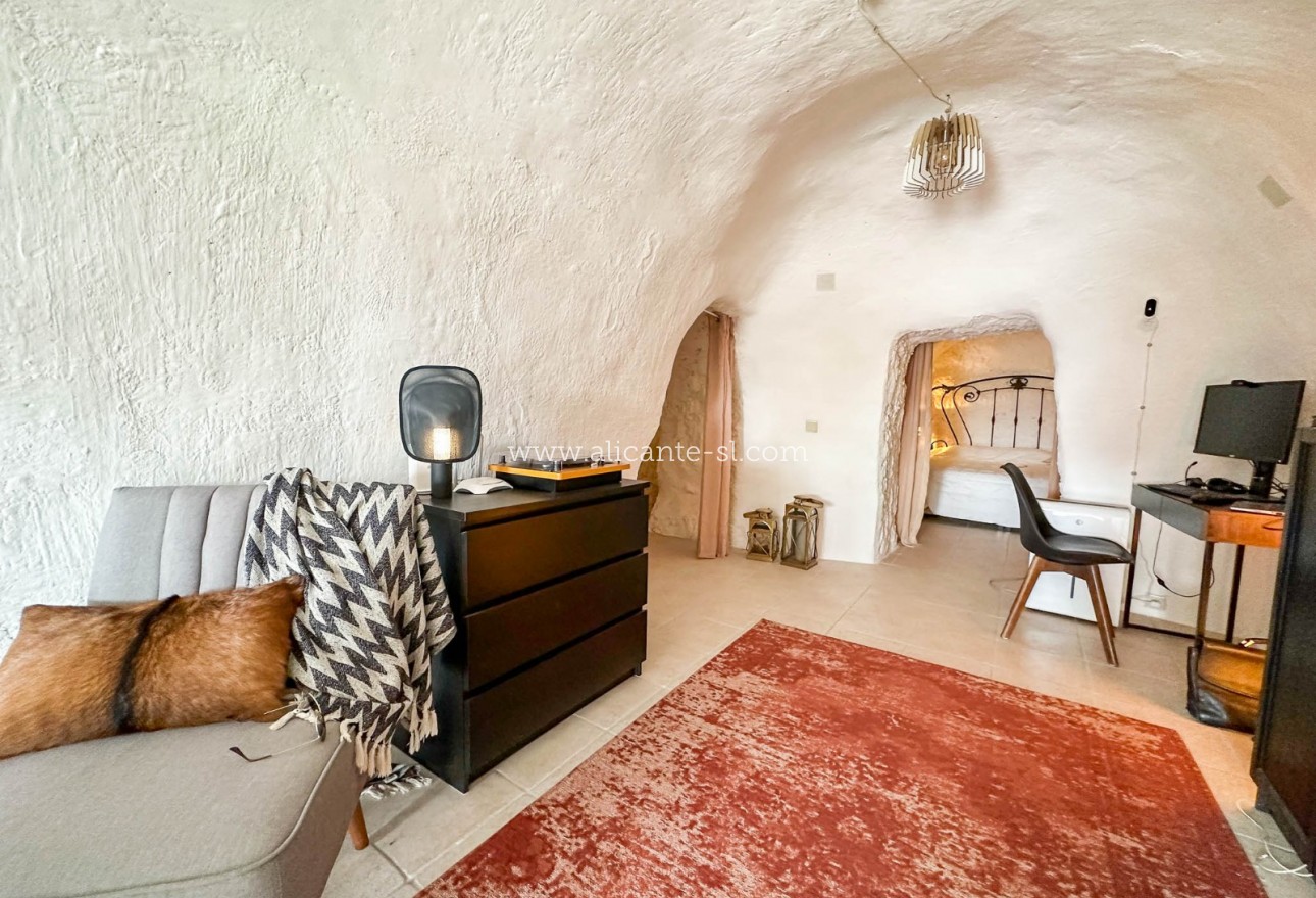 Resale - Wohnung - Hondón de las Nieves