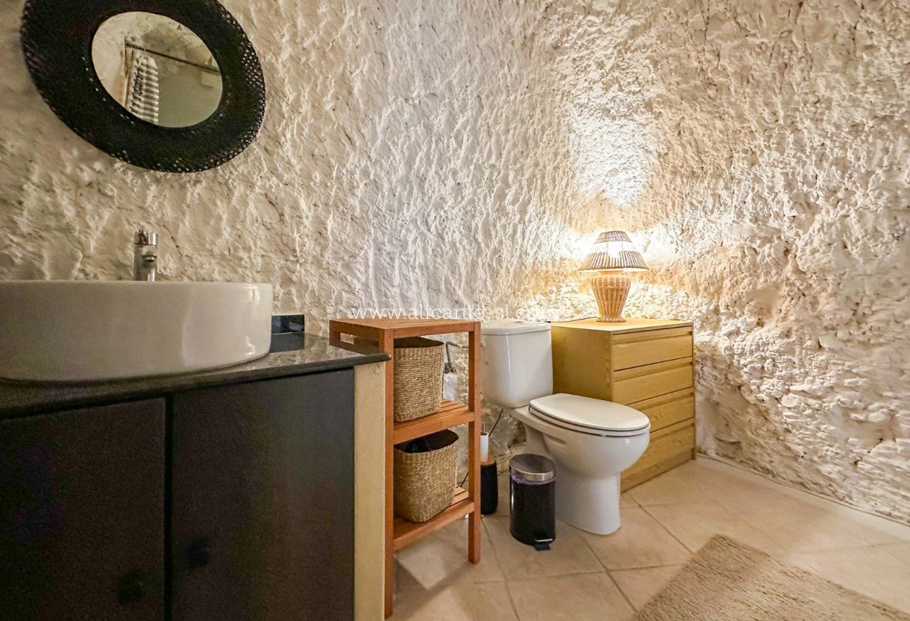 Resale - Wohnung - Hondón de las Nieves