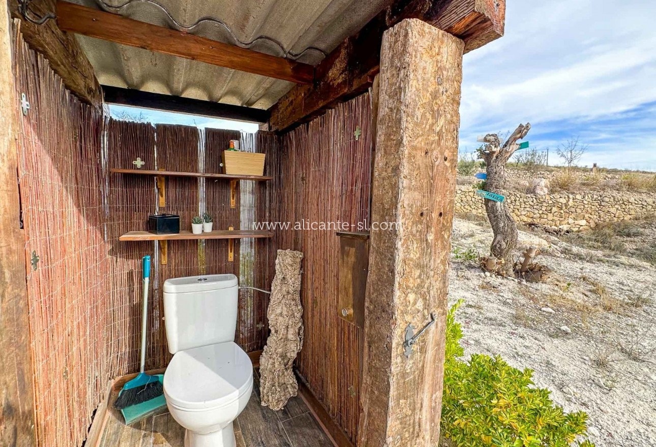 Resale - Wohnung - Hondón de las Nieves