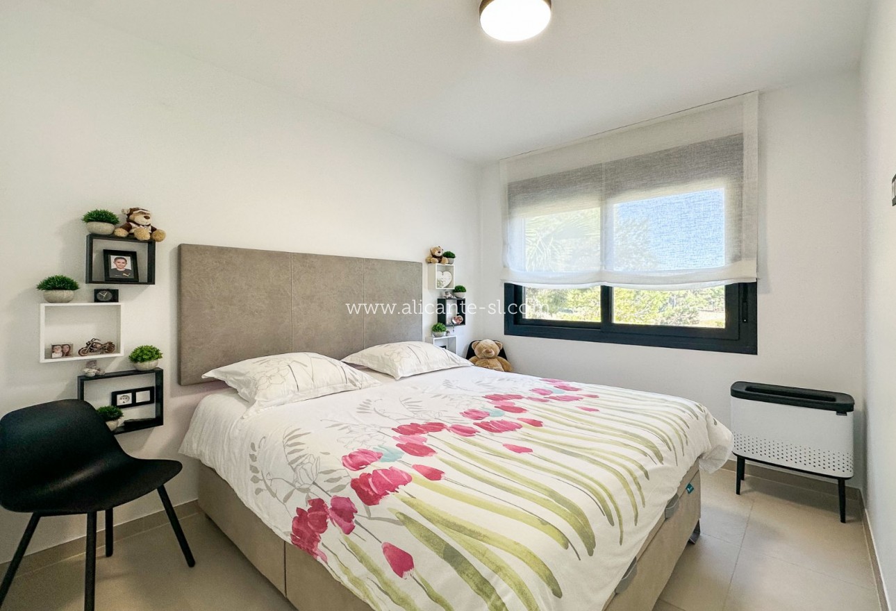 Resale - Wohnung - Pilar de la Horadada